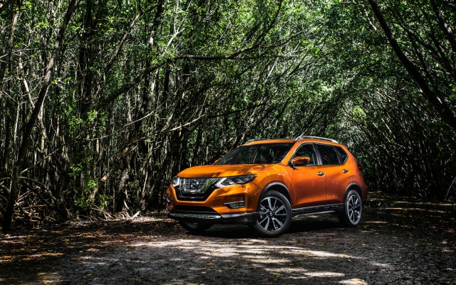 Nissan Rogue 2017. Desktop wallpaper