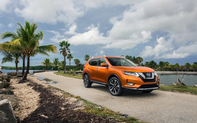 Nissan Rogue 2017. Desktop wallpaper