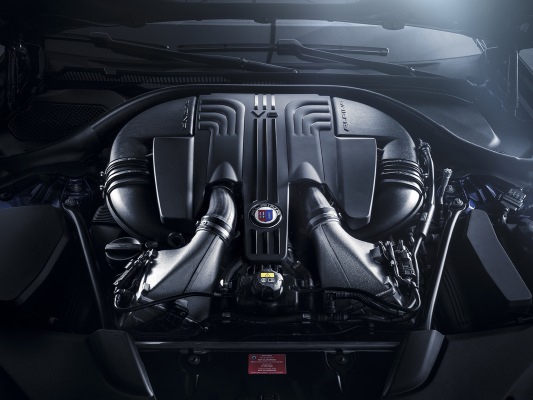 BMW Alpina B5 Bi-Turbo 2017. Desktop wallpaper