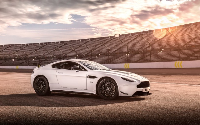 Aston Martin Vantage AMR 2018. Desktop wallpaper