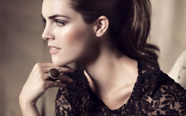 Hilary Rhoda. Desktop wallpaper