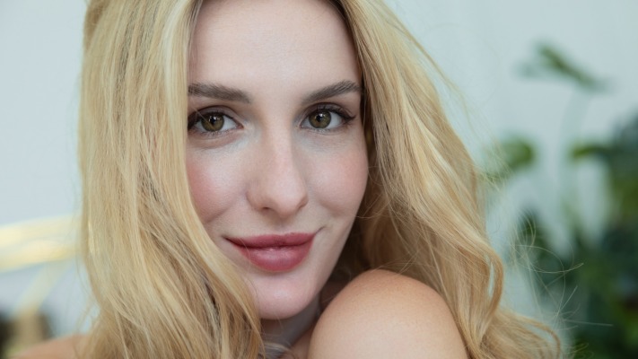 Lillie. Desktop wallpaper