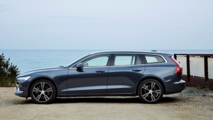 Volvo V60 Inscription 2018. Desktop wallpaper