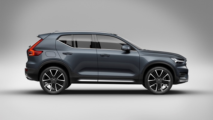 Volvo XC40 2018. Desktop wallpaper