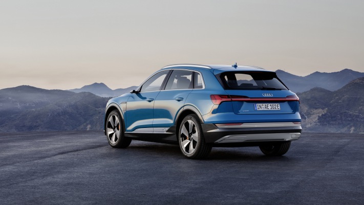 Audi e-tron SUV 2019. Desktop wallpaper