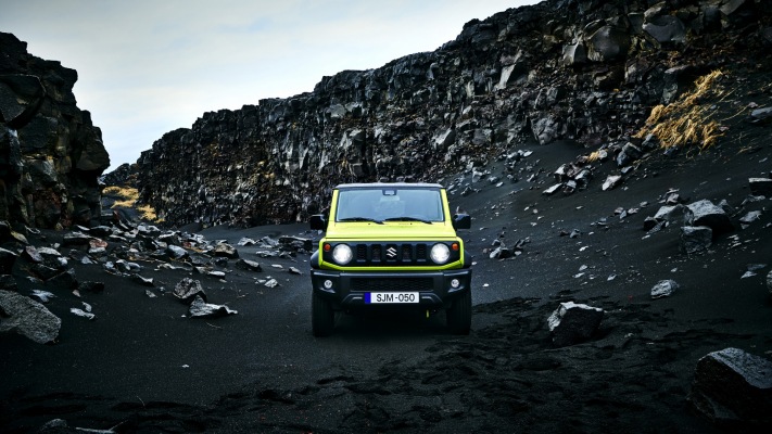 Suzuki Jimny 2018. Desktop wallpaper