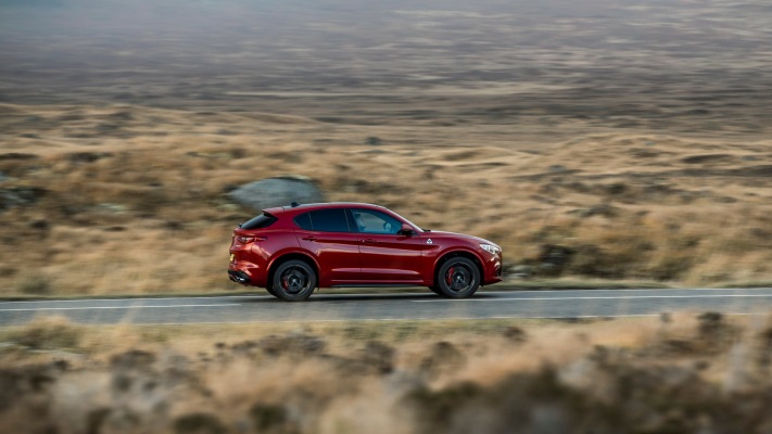 Alfa Romeo Stelvio Quadrifoglio 2018. Desktop wallpaper