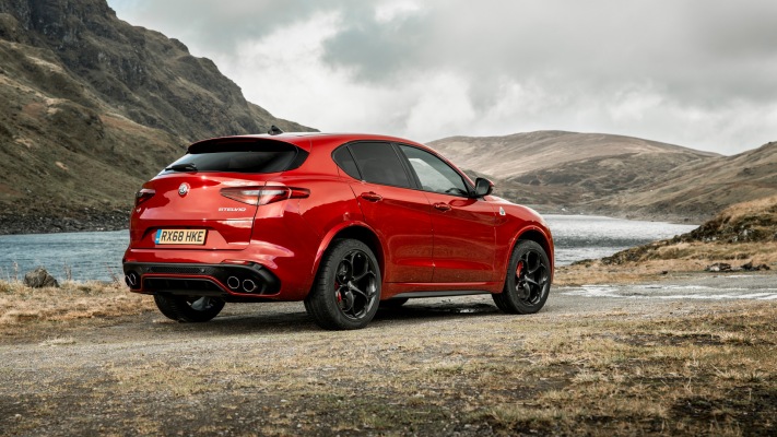 Alfa Romeo Stelvio Quadrifoglio 2018. Desktop wallpaper