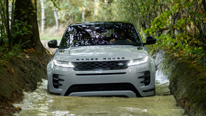 Land Rover Range Rover Evoque 2019. Desktop wallpaper