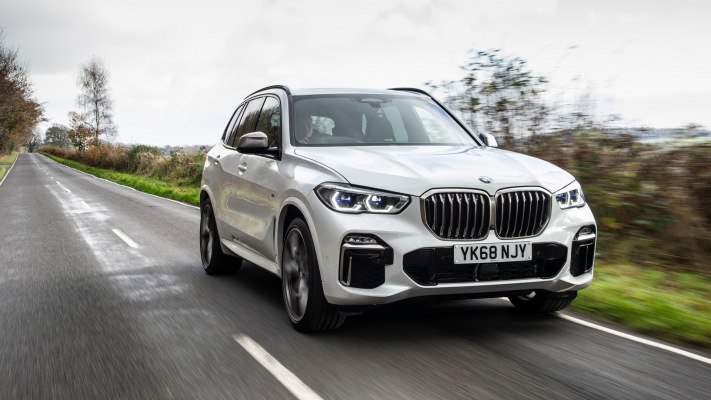 BMW X5 M50d 2019. Desktop wallpaper