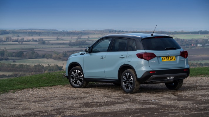 Suzuki Vitara UK Version 2019. Desktop wallpaper