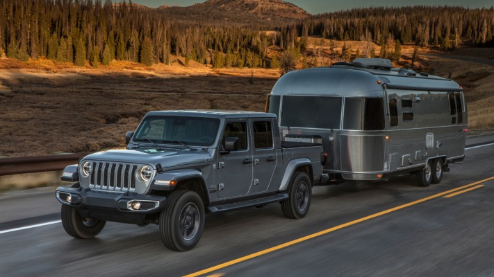 Jeep Gladiator Overland 2019. Desktop wallpaper