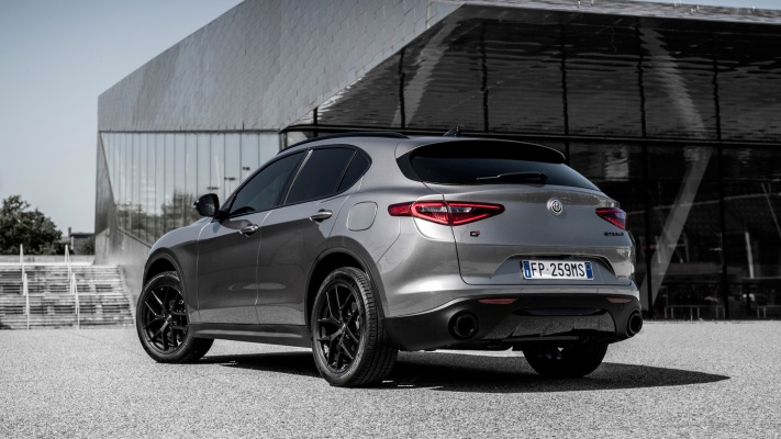 Alfa Romeo Stelvio B-Tech 2018. Desktop wallpaper