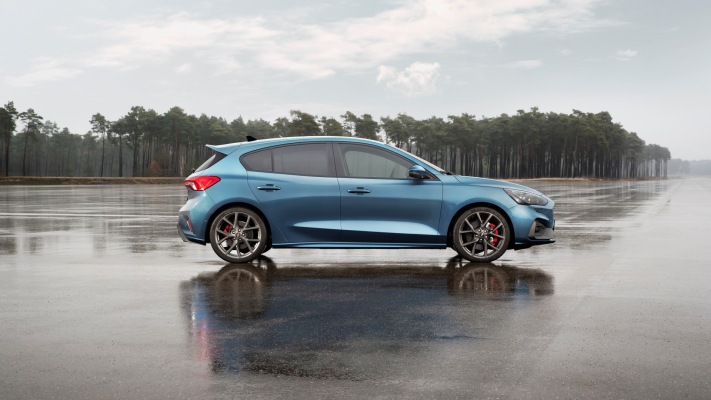 Ford Focus ST 2019. Desktop wallpaper