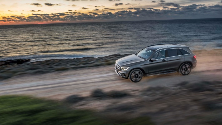 Mercedes-Benz GLC 300 2019. Desktop wallpaper