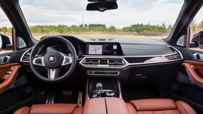 BMW X7 xDrive50i 2019. Desktop wallpaper