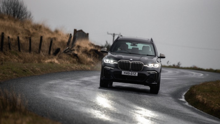 BMW X7 xDrive M50d UK Version 2019. Desktop wallpaper