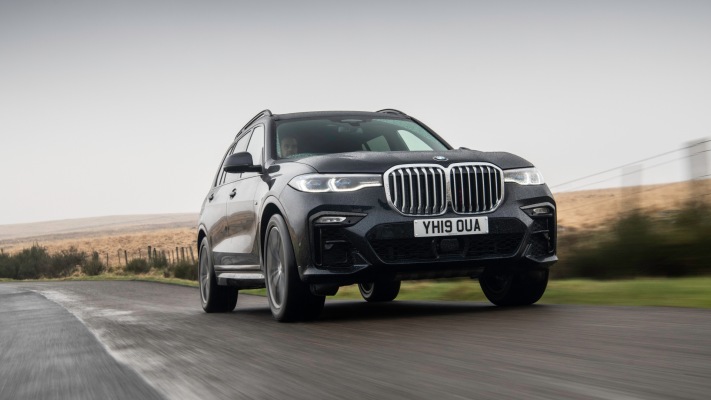 BMW X7 xDrive30d UK Version 2019. Desktop wallpaper