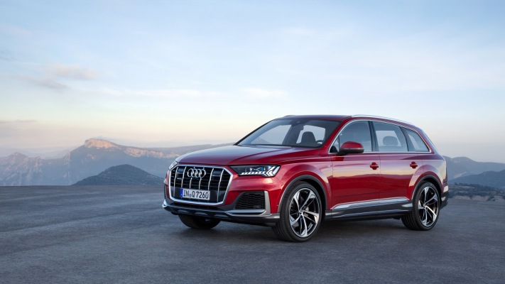 Audi Q7 2019. Desktop wallpaper