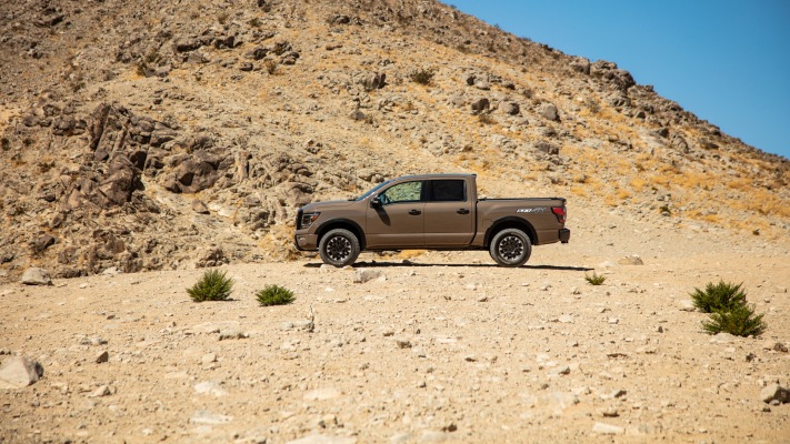 Nissan Titan PRO-4X 2020. Desktop wallpaper