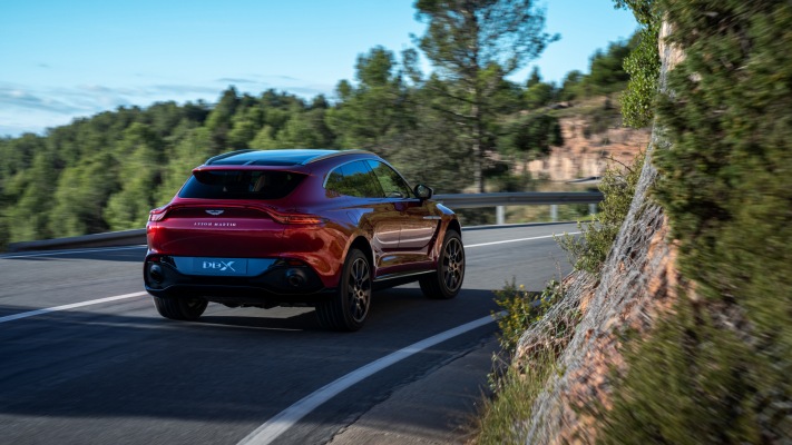 Aston Martin DBX 2020. Desktop wallpaper