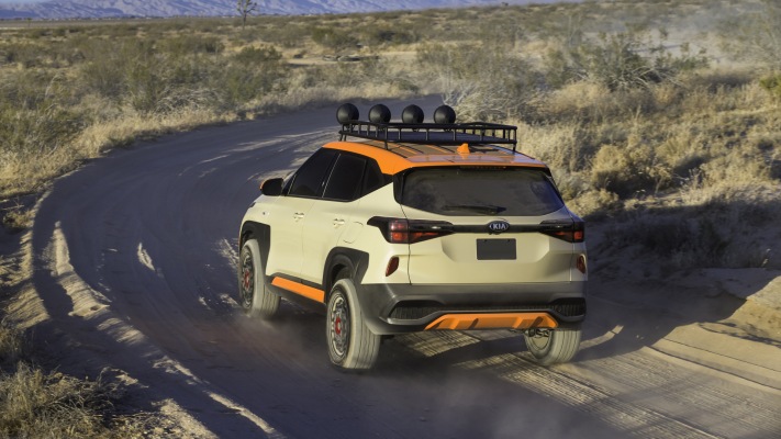 Kia Seltos X-Line Trail Attack Concept 2019. Desktop wallpaper