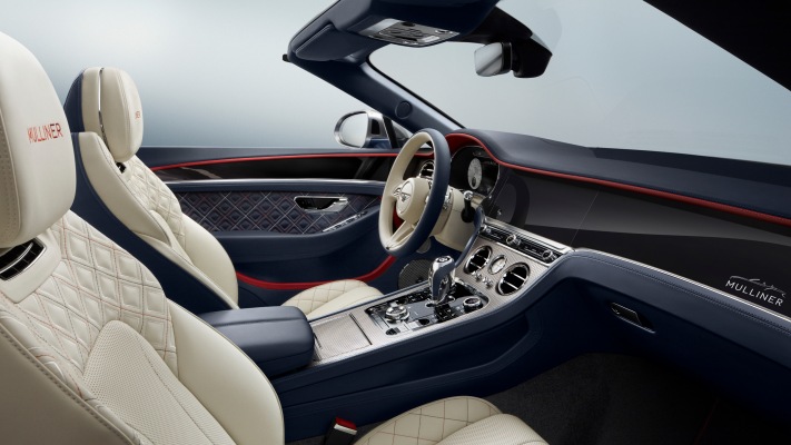 Bentley Continental GT Mulliner Convertible 2020. Desktop wallpaper