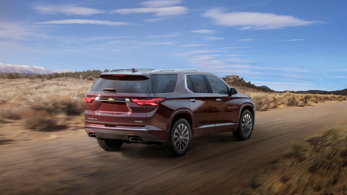 Chevrolet Traverse Premier 2021. Desktop wallpaper