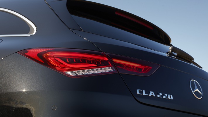 Mercedes-Benz CLA 220 Shooting Brake UK Version 2020. Desktop wallpaper