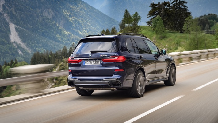 BMW X7 M50i 2020. Desktop wallpaper