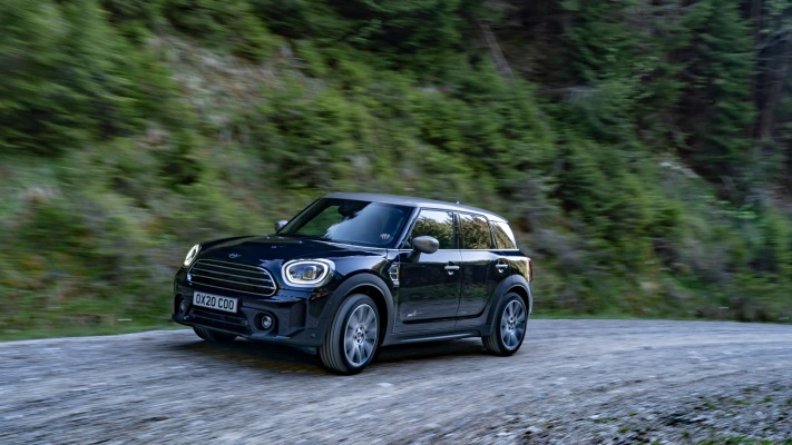 MINI Cooper Countryman ALL4 2020. Desktop wallpaper