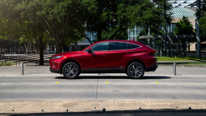 Toyota Venza LE 2021. Desktop wallpaper