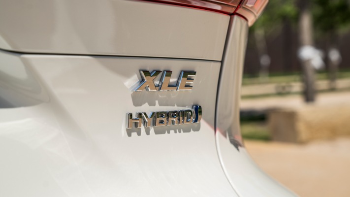 Toyota Venza XLE 2021. Desktop wallpaper