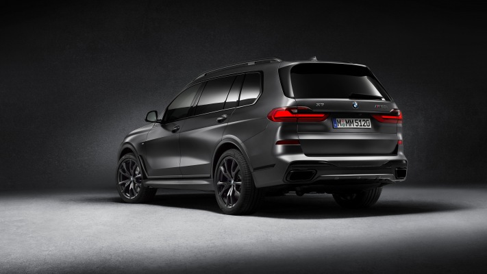 BMW X7 Dark Shadow Edition 2021. Desktop wallpaper