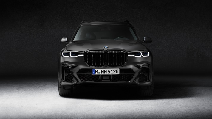 BMW X7 Dark Shadow Edition 2021. Desktop wallpaper