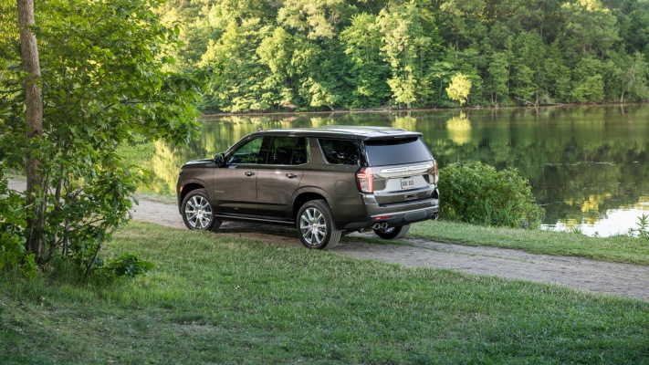 Chevrolet Tahoe High Country 2021. Desktop wallpaper