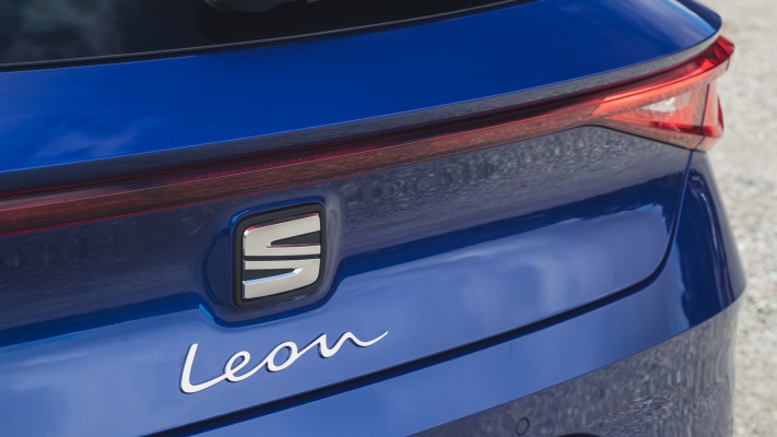 SEAT Leon SE Dynamic UK Version 2020. Desktop wallpaper