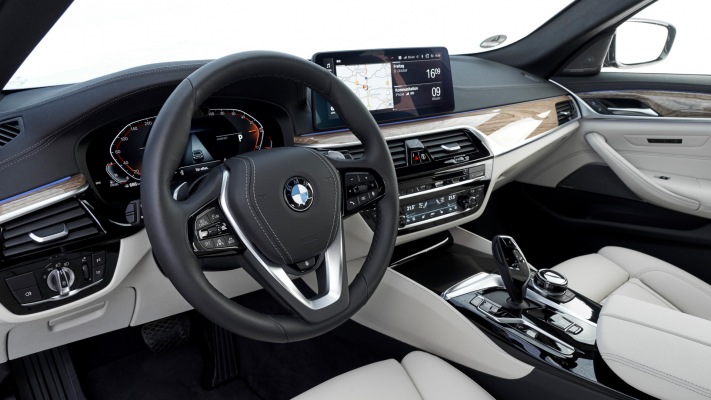 BMW 530d xDrive Touring 2021. Desktop wallpaper