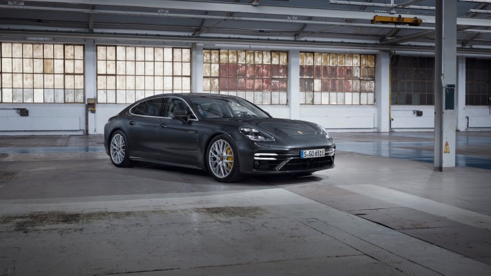 Porsche Panamera Turbo S E-Hybrid Executive 2021. Desktop wallpaper