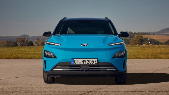 Hyundai Kona Electric 2021. Desktop wallpaper