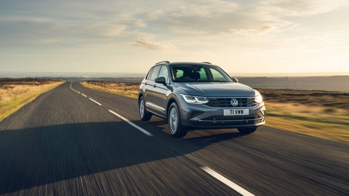 Volkswagen Tiguan Life UK Version 2021. Desktop wallpaper