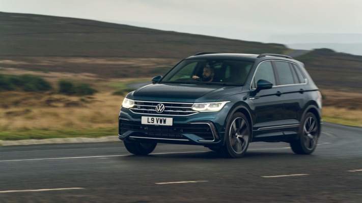 Volkswagen Tiguan R-Line UK Version 2021. Desktop wallpaper