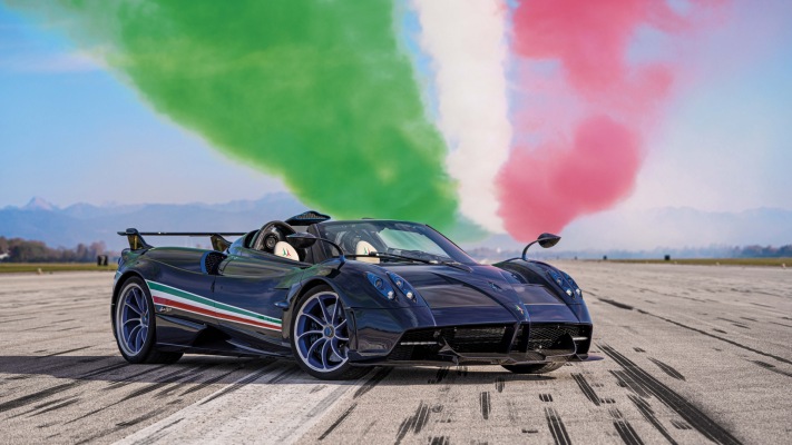 Pagani Huayra Tricolore 2021. Desktop wallpaper