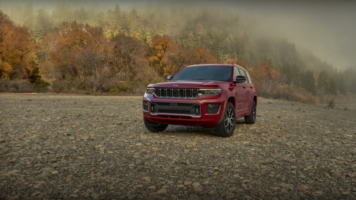 Jeep Grand Cherokee L Overland 2021. Desktop wallpaper