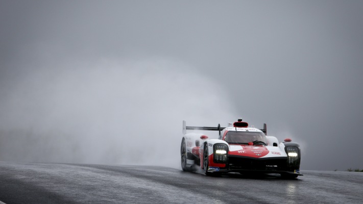 Toyota GR010 Le Mans Hypercar 2021. Desktop wallpaper