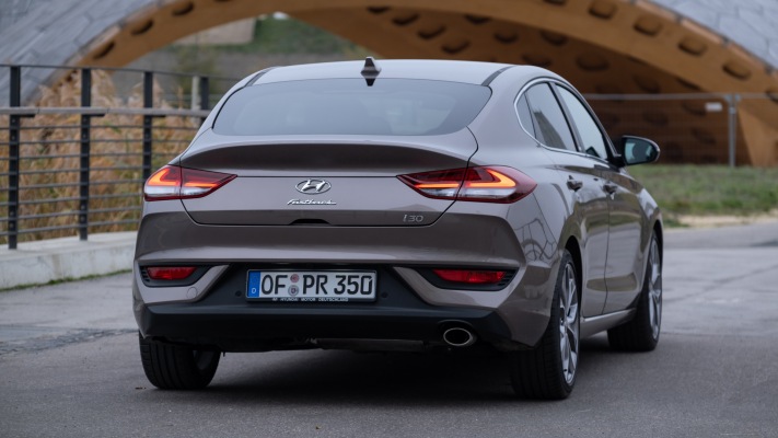 Hyundai i30 Fastback 2021. Desktop wallpaper