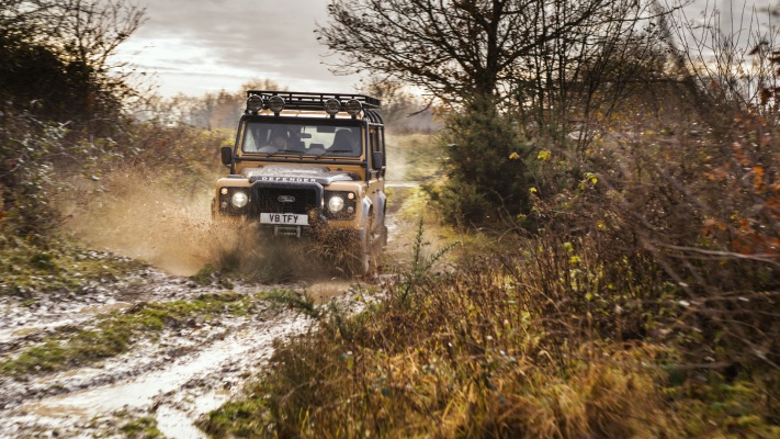 Land Rover Defender Works V8 Trophy 2021. Desktop wallpaper