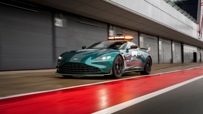 Aston Martin Vantage F1 Safety Car 2021. Desktop wallpaper