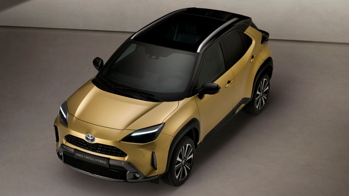 Toyota Yaris Cross Hybrid Premiere Edition 2021. Desktop wallpaper