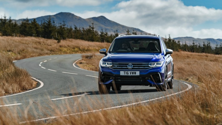 Volkswagen Tiguan R UK Version 2021. Desktop wallpaper